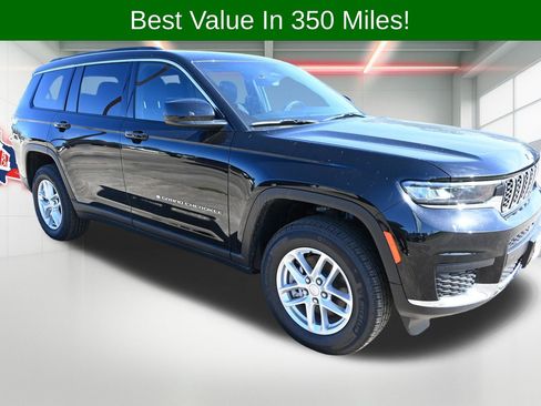 New 2025 Jeep Grand Cherokee L Laredo image 2