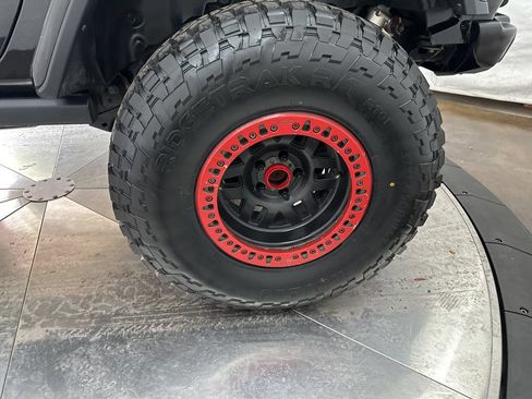 Used 2019 Jeep Wrangler Rubicon AWD/4WD image 28