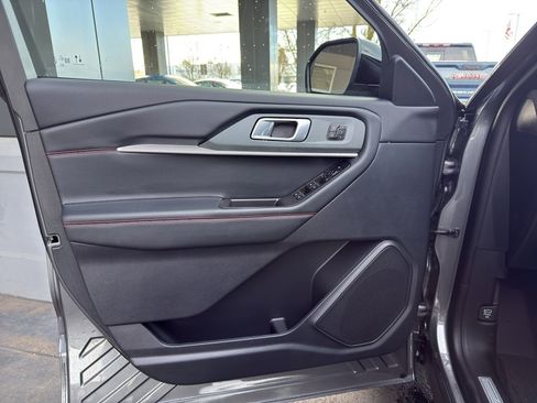 New 2026 Ford Explorer ST-Line image 15
