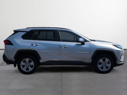 Certified 2023 Toyota RAV4 XLE w/ Convenience Package FWD image 6