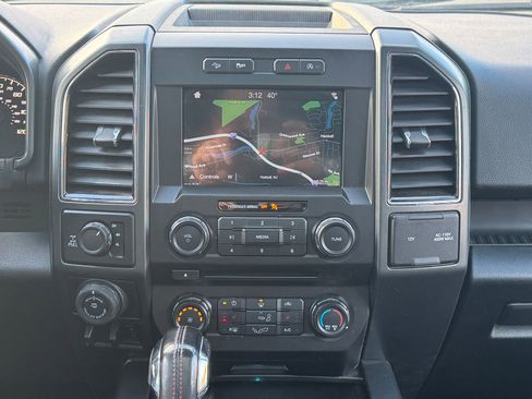 Used 2018 Ford F150 XLT w/ Equipment Group 302A Luxury image 21