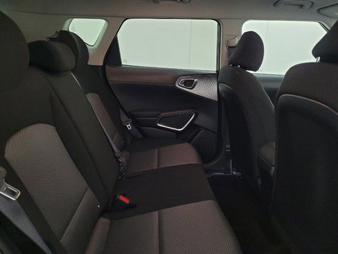 Used 2025 Kia Soul LX w/ LX Technology Package image 19