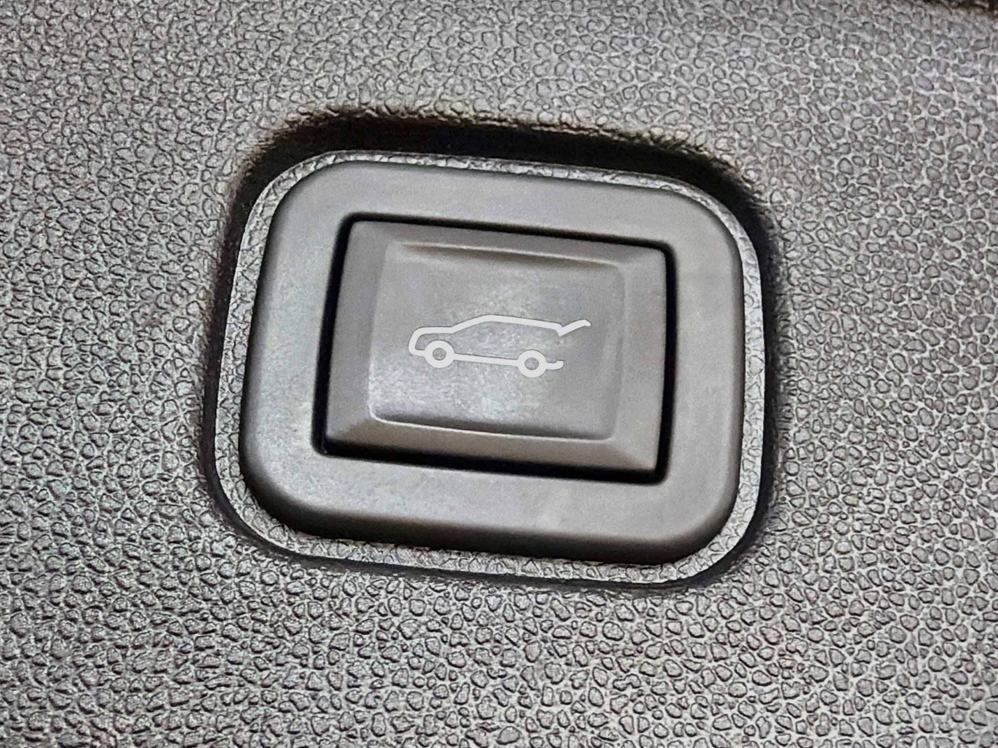 Used 2024 Chevrolet Blazer EV LT AWD/4WD image 28