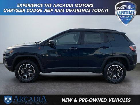 New 2026 Jeep Compass Trailhawk image 2