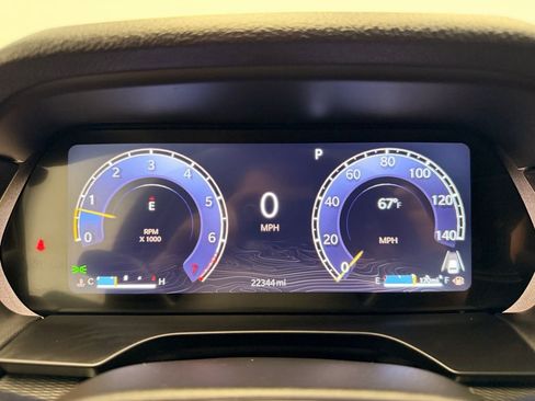Used 2025 Jeep Grand Cherokee L Altitude RWD image 19
