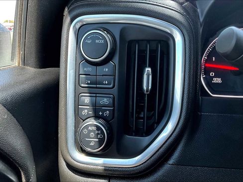 Used 2021 Chevrolet Silverado 2500 LTZ image 33