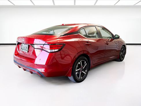Used 2025 Nissan Sentra SV FWD image 4
