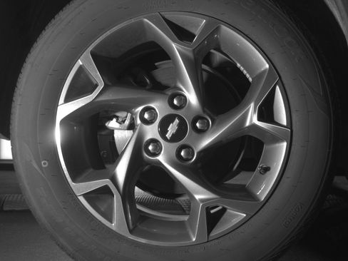 Used 2025 Chevrolet Trax LT w/ LT Convenience Package image 15