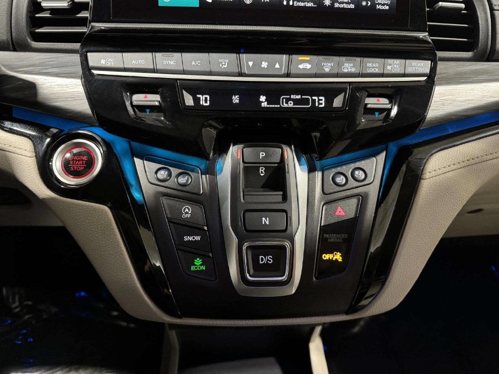 Used 2025 Honda Odyssey Elite image 8