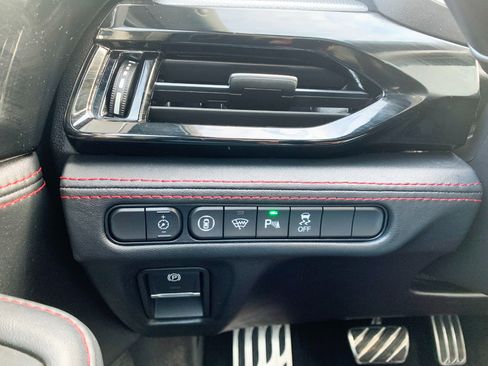 Used 2022 Acura MDX A-Spec image 14