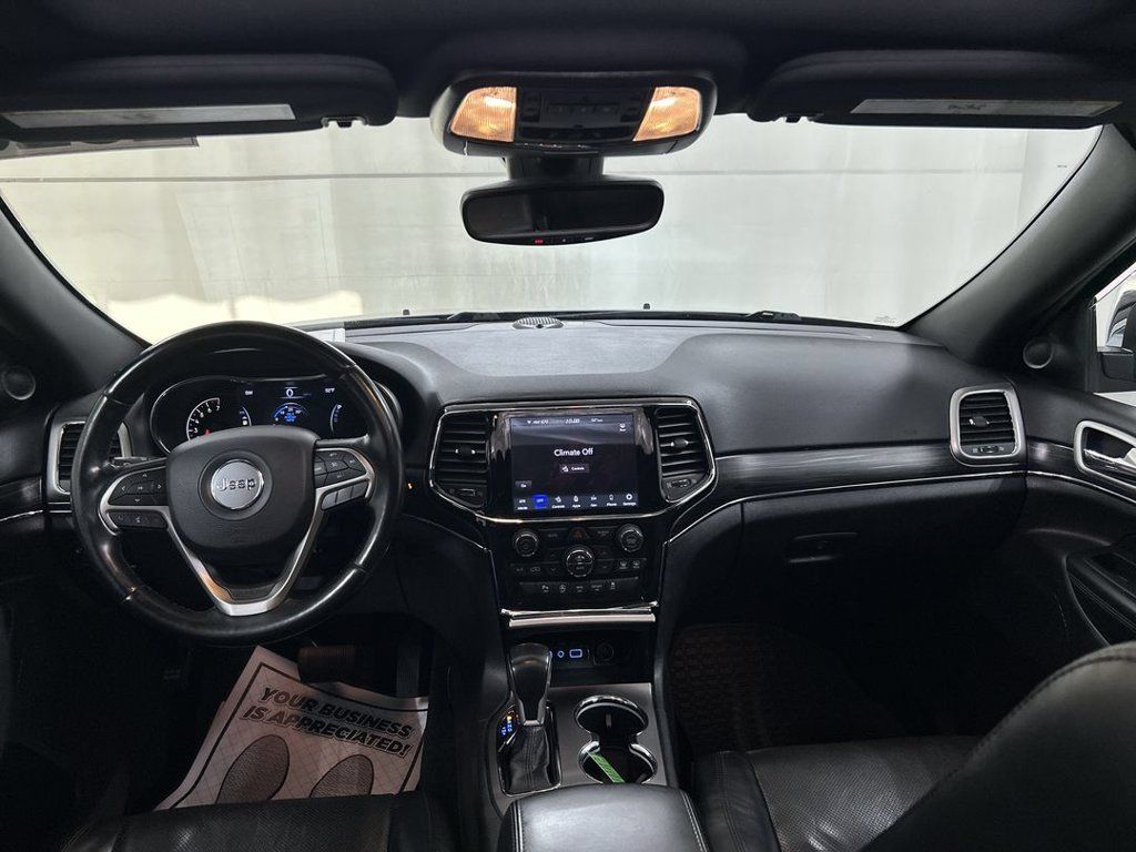 Used 2020 Jeep Grand Cherokee Limited w/ Luxury Group II AWD/4WD image 19