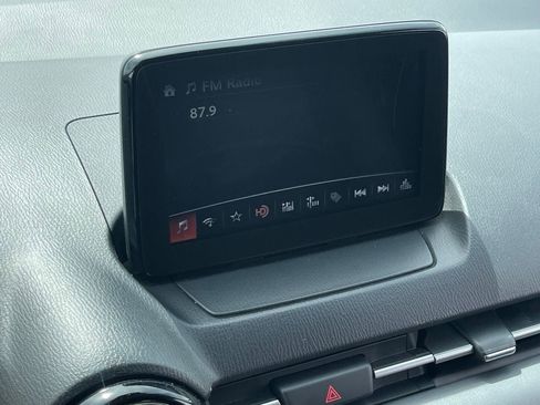 Used 2019 MAZDA CX-3 Touring image 10