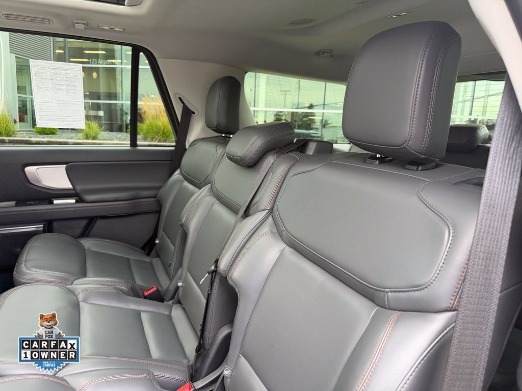Certified 2025 Ford Expedition Active AWD/4WD image 14