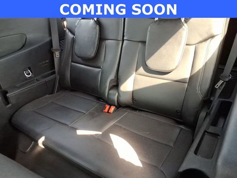 Used 2024 Ford Explorer XLT w/ Equipment Group 202A AWD/4WD image 12