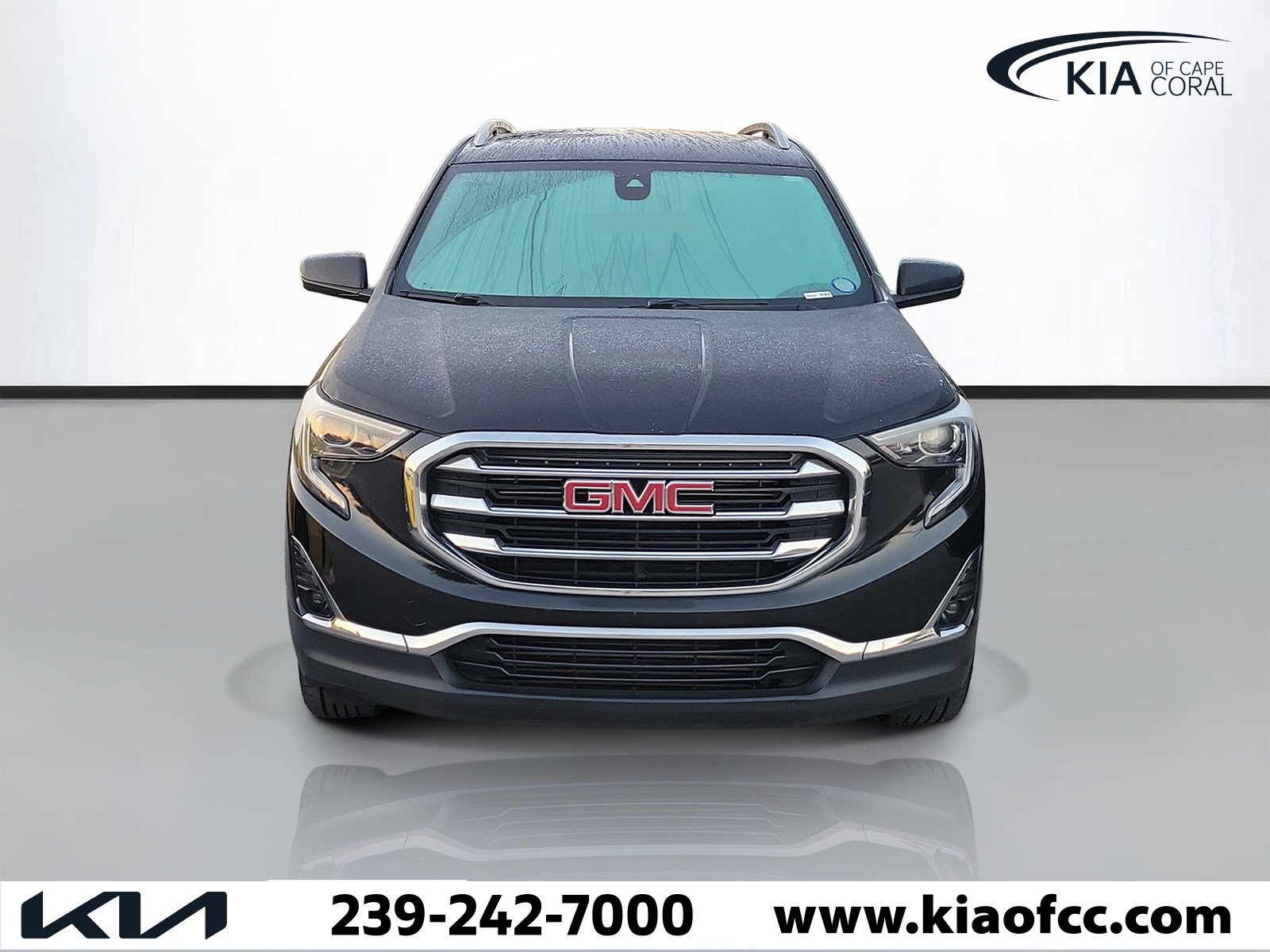 Used 2021 GMC Terrain SLT AWD/4WD image 2