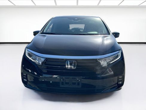 Used 2024 Honda Odyssey Elite image 2