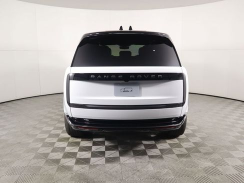 New 2026 Land Rover Range Rover SE image 6