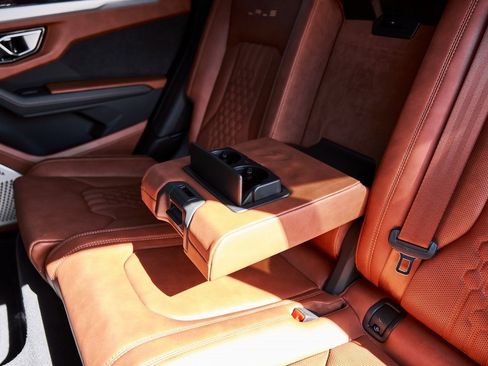 Used 2023 Lamborghini Urus S image 51