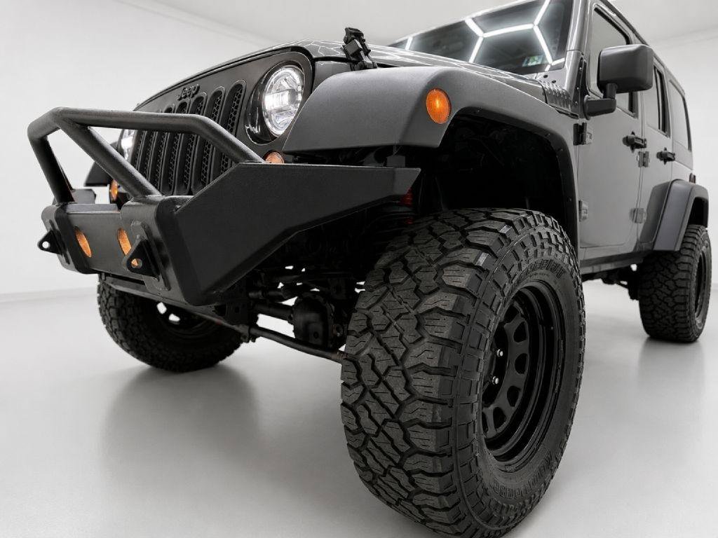 Used 2018 Jeep Wrangler Unlimited Sport AWD/4WD image 34