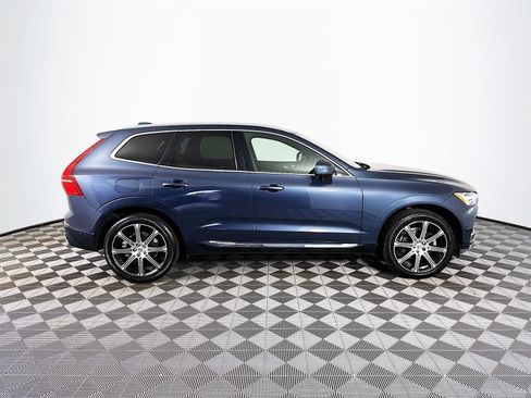 Used 2019 Volvo XC60 T5 Inscription image 5
