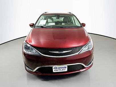 Used 2018 Chrysler Pacifica Touring-L Plus w/ Tire & Wheel Group