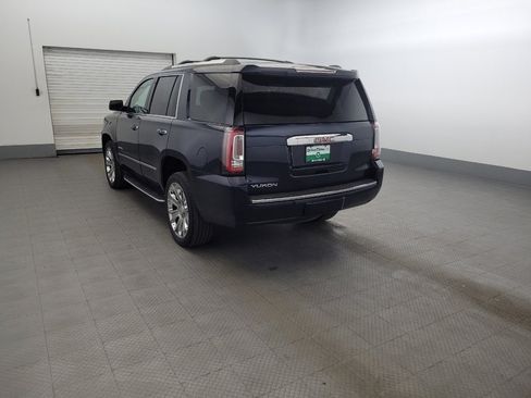 Used 2017 GMC Yukon Denali AWD/4WD image 5
