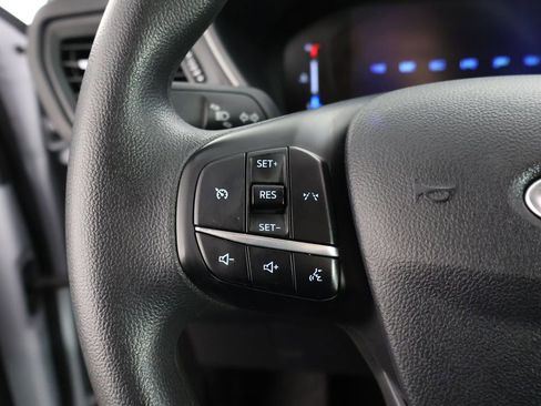 Used 2025 Ford Escape Active AWD/4WD image 39