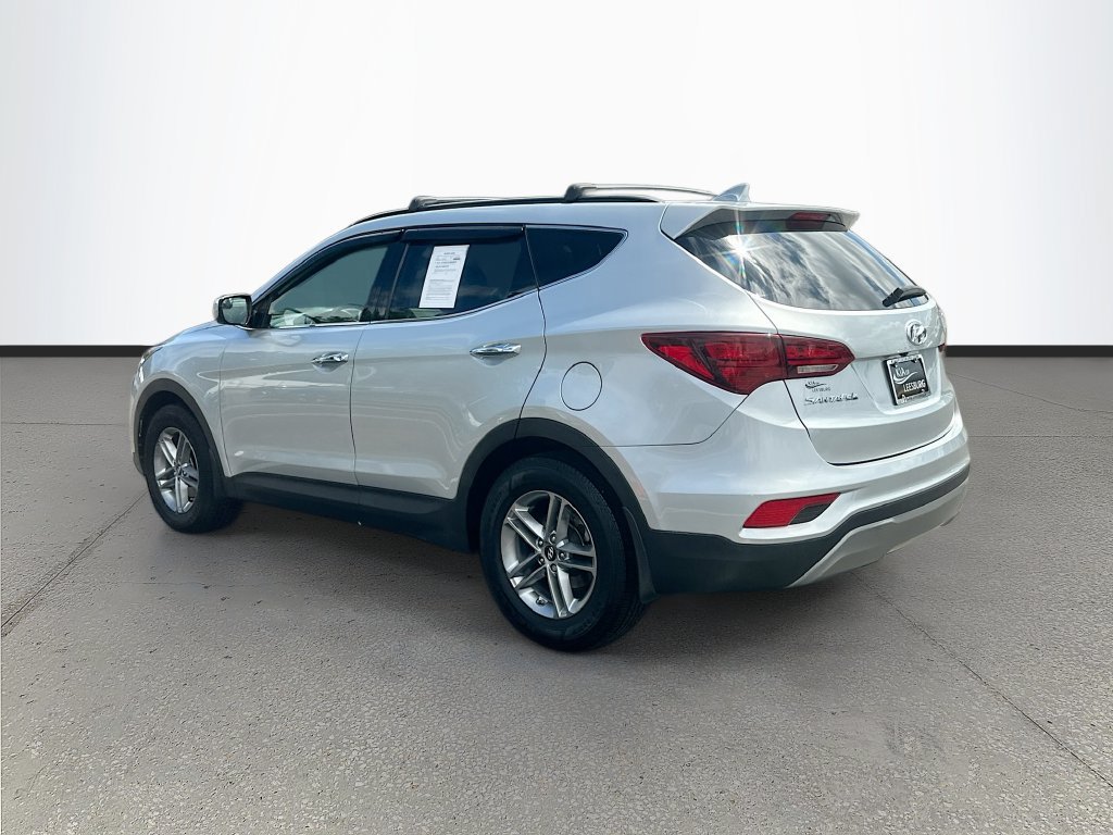 Used 2018 Hyundai Santa Fe Sport w/ 2.4L Value Package 02 FWD image 5