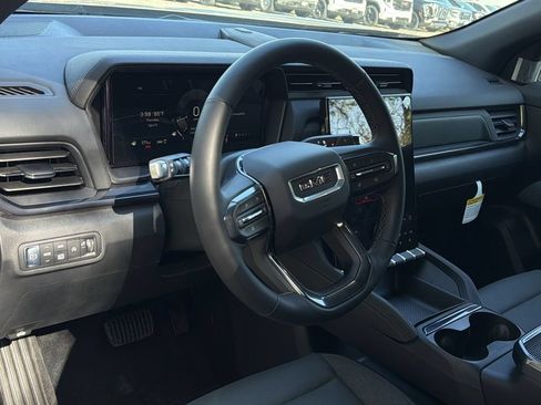 New 2026 GMC Terrain AT4 AWD/4WD image 16