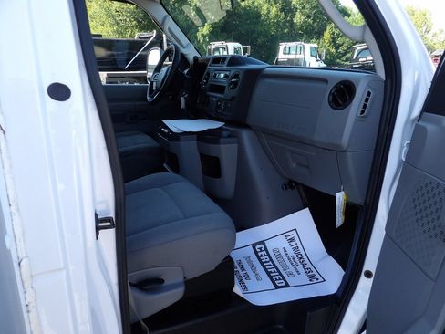 Used 2024 Ford E-350 and Econoline 350 Super Duty w/ Power Windows & Locks Group RWD image 26