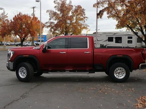 New 2025 GMC Sierra 3500 SLT w/ SLT Premium Package image 3