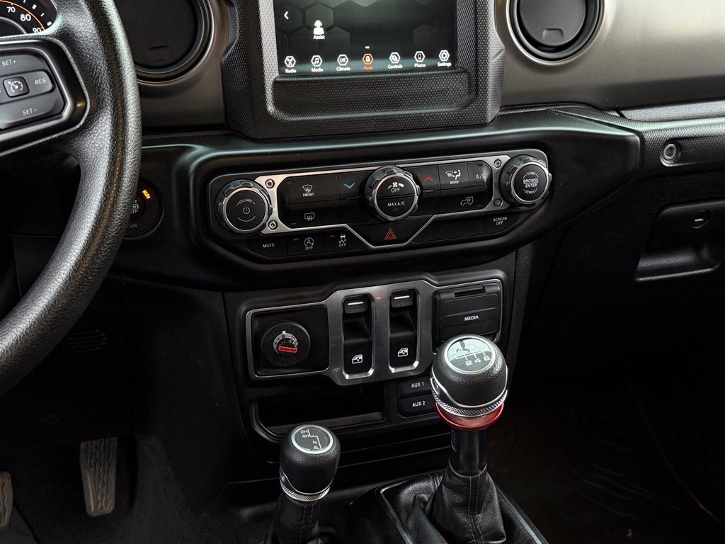 Used 2022 Jeep Wrangler Sport AWD/4WD image 13