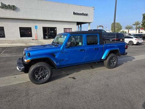 New 2026 Jeep Gladiator Sport image 1