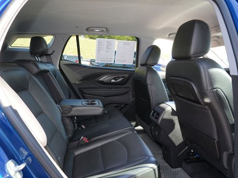 Used 2023 GMC Terrain SLT AWD/4WD image 27
