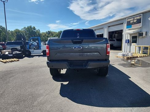 Used 2018 Ford F150 XLT w/ Equipment Group 302A Luxury AWD/4WD image 4