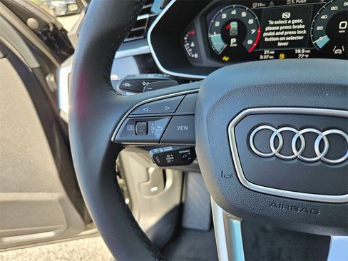 New 2025 Audi Q3 2.0T Premium image 11
