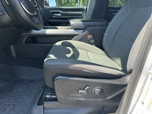 Used 2023 RAM 1500 Big Horn AWD/4WD image 11