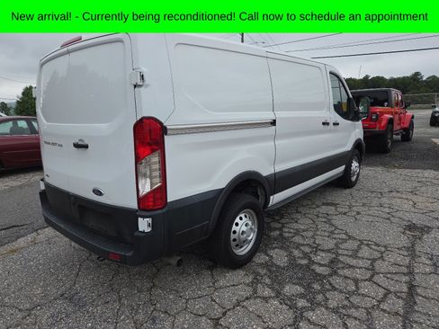 Used 2022 Ford Transit 250 Low Roof AWD image 6