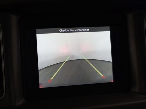 Used 2019 Dodge Charger SXT RWD image 32