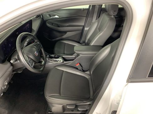 Used 2024 Buick Encore GX Sport Touring AWD/4WD image 27