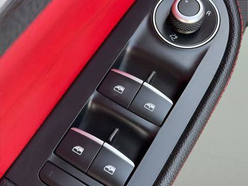 Used 2021 Alfa Romeo Giulia Ti w/ Nero Edizione image 12