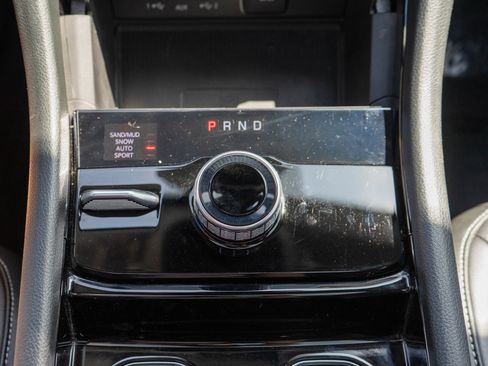 Used 2023 Jeep Grand Cherokee L Limited w/ Luxury Tech Group II AWD/4WD image 21