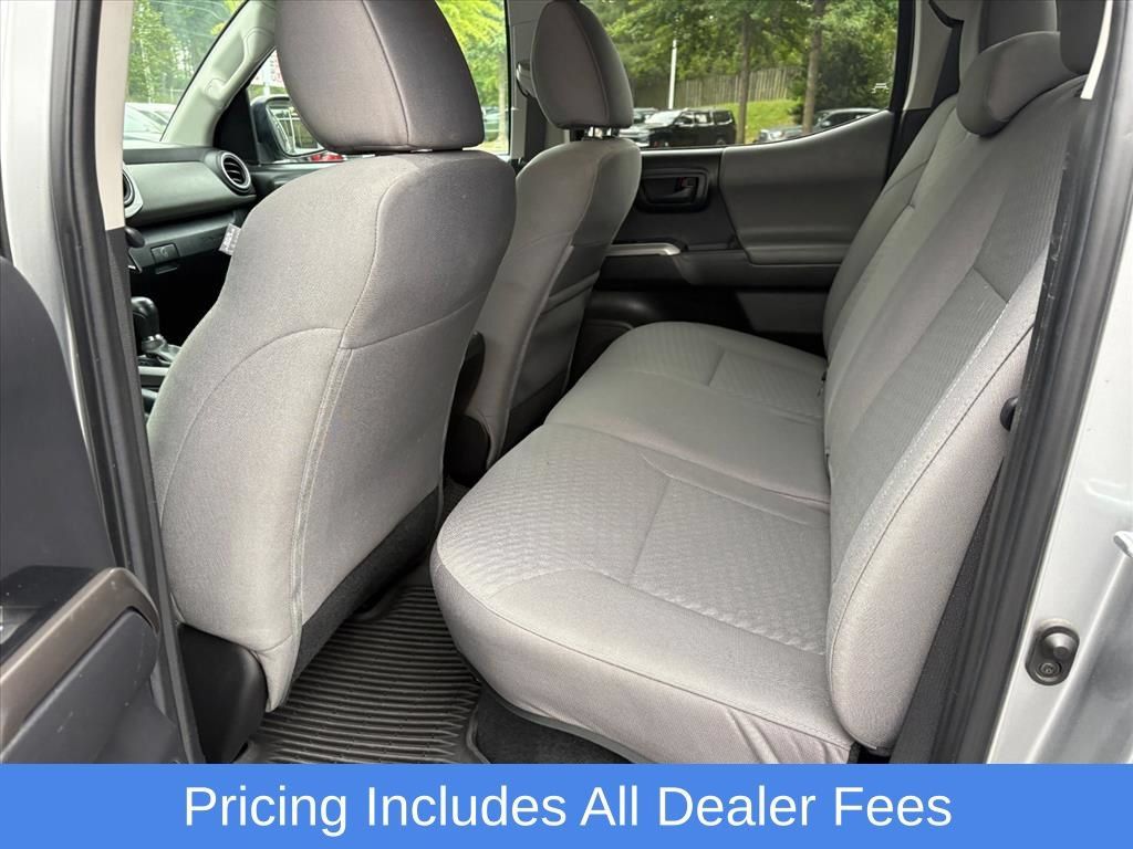 Used 2023 Toyota Tacoma SR5 w/ Technology Package AWD/4WD image 21