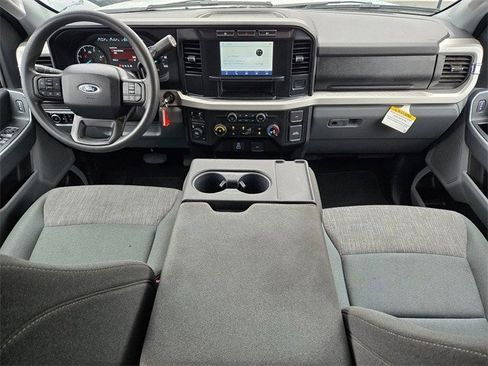 Certified 2024 Ford F250 XLT image 9