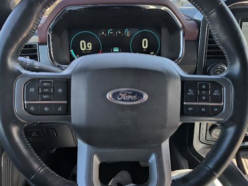 Used 2022 Ford F150 Lariat AWD/4WD image 12