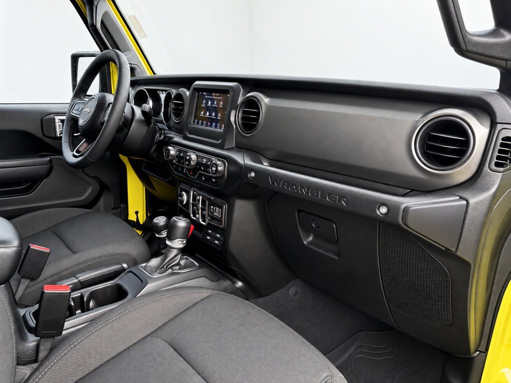 Used 2023 Jeep Wrangler Unlimited w/ Cold Weather Group AWD/4WD image 28