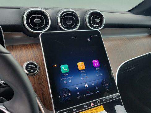 Certified 2026 Mercedes-Benz GLC 300 image 26