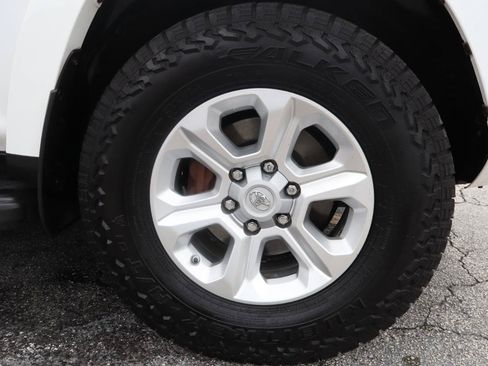 Used 2014 Toyota 4Runner SR5 RWD image 30