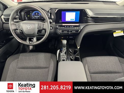Used 2026 Toyota Camry LE w/ Convenience Package FWD image 7
