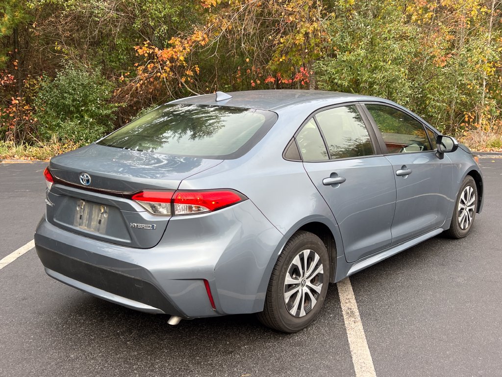 Used 2022 Toyota Corolla LE FWD image 31